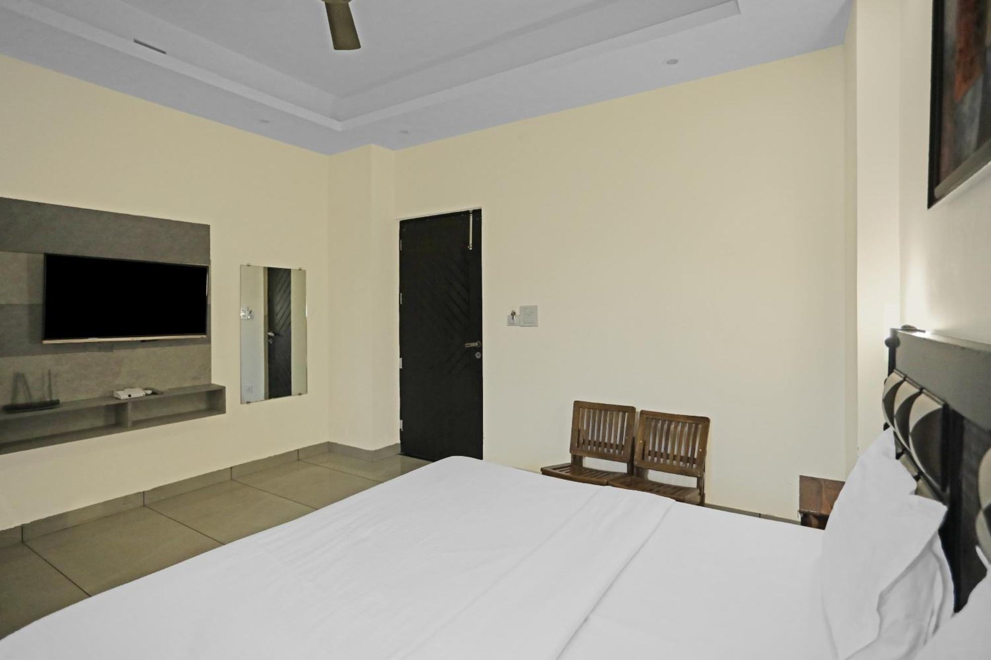 Hotel O Heart Beat Hotel Greater Noida Exterior foto