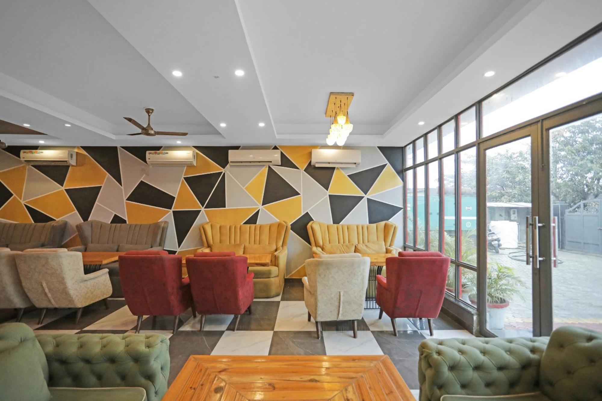 Hotel O Heart Beat Hotel Greater Noida Exterior foto